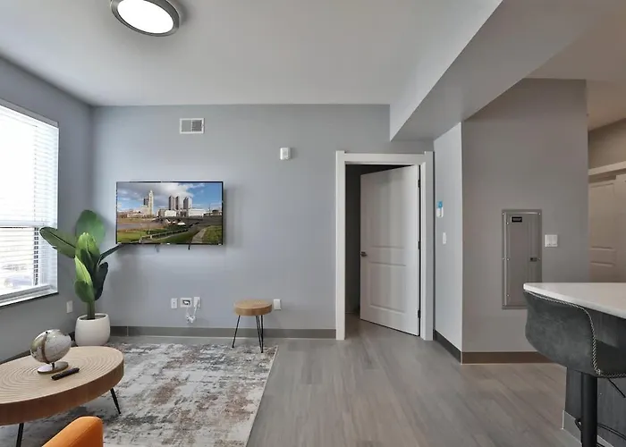 Away From Near Downtown Apartment