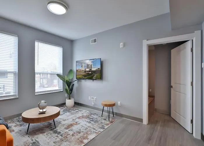 Apartment Away From Near Downtown Columbus